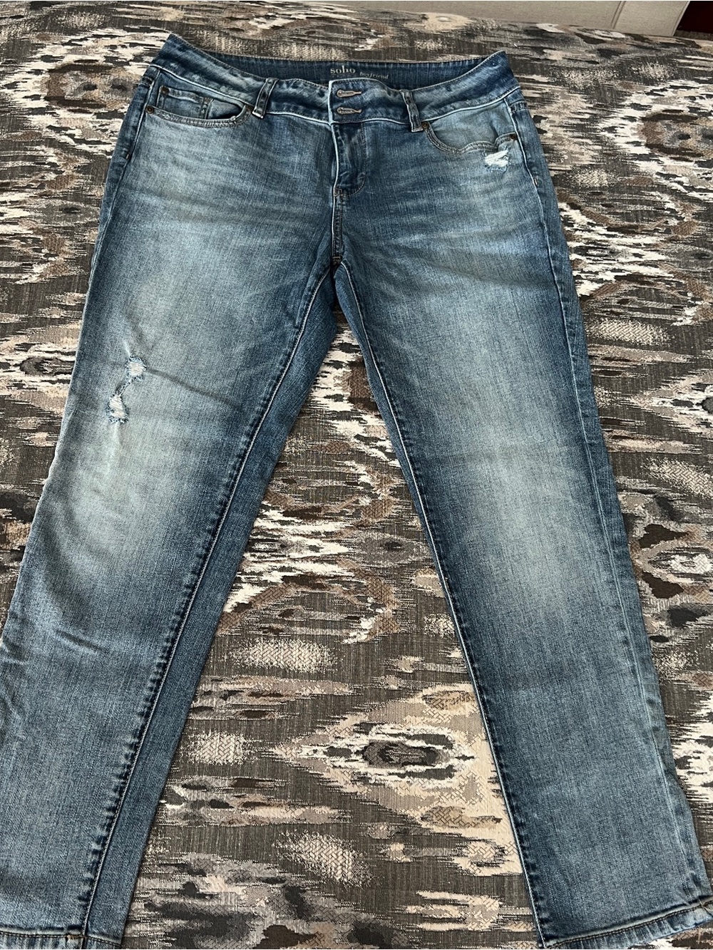 New York & Company Women's Light Blue Skinny Jeans with Distressed Detail